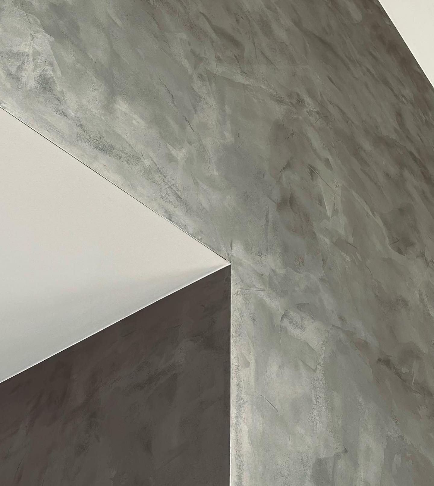 Betonlook Detail — Wandafwerking door Paintworkz